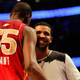 Illustration for article titled Scary Hours: Drake Reportedly Self-Isolating After Partying With Kevin Durant, Who Tested Positive for the Coronavirus